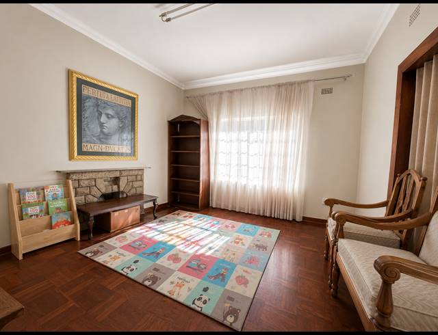 5 BEDROOM HOUSE FOR SALE IN UNITAS PARK